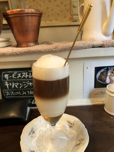 東京カフェ巡り「黒猫茶房」イメージ2